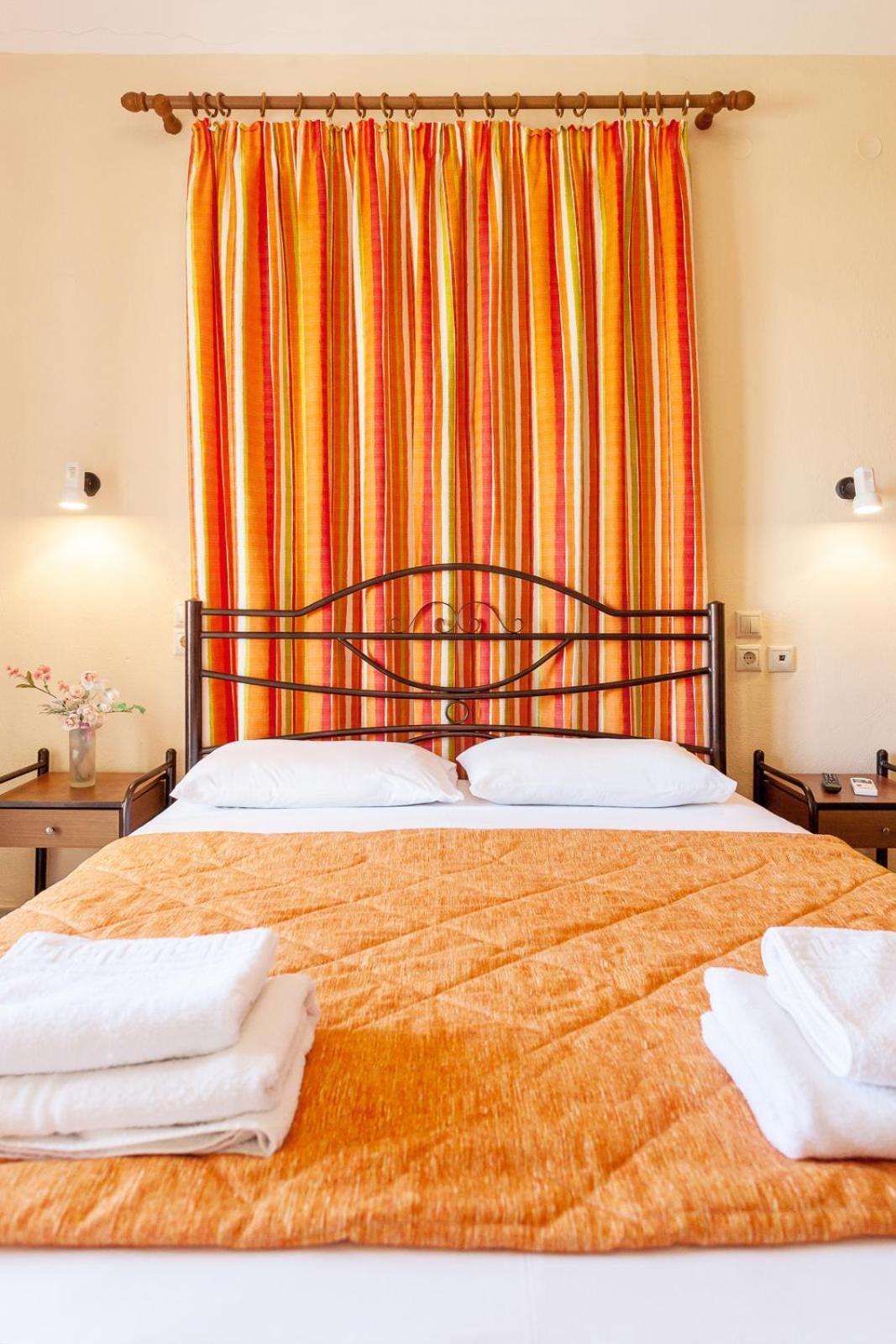 Mon Repos Aparthotel Panormos  Ngoại thất bức ảnh